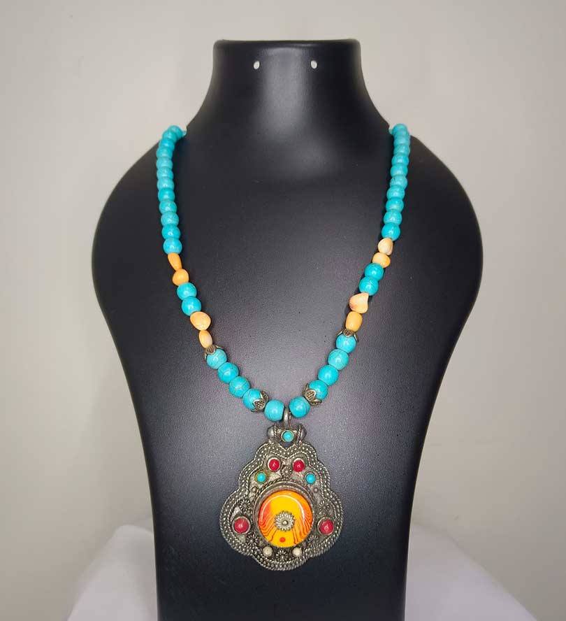 Turquiose With Coral Short Chain